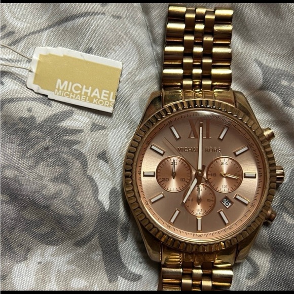 New Micheal kors unisex rose gold watch mk - Picture 2 of 7